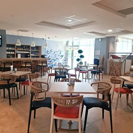 Ξενοδοχείο με διαμερίσματα Services Seniors - Domitys Les Jardins D'ahna